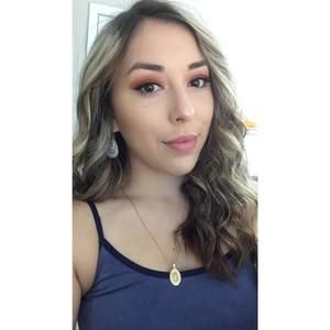 Meet your Posher, Abigail